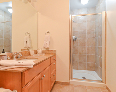 25 E Superior Street - Photo Thumbnail 20