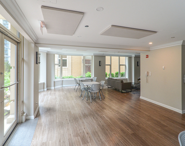25 E Superior Street - Photo Thumbnail 41
