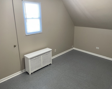 714 Broadway Avenue - Photo Thumbnail 7