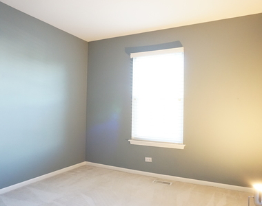 172 Crescent Lane - Photo Thumbnail 19