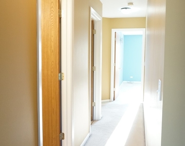 172 Crescent Lane - Photo Thumbnail 13