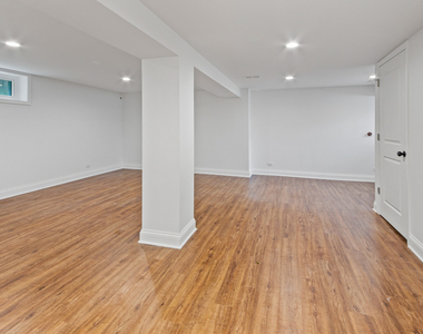 6114 N Lenox Avenue - Photo Thumbnail 11