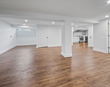 6114 N Lenox Avenue - Photo Thumbnail 13