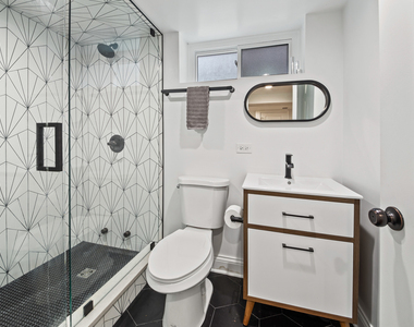 6114 N Lenox Avenue - Photo Thumbnail 15