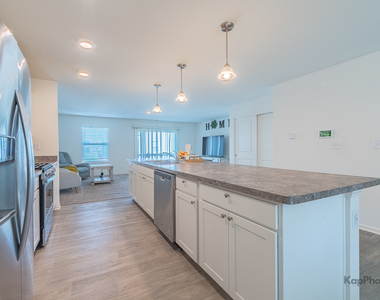 2543 Bella Drive - Photo Thumbnail 24
