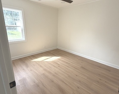 1721 Prospect Avenue - Photo Thumbnail 15