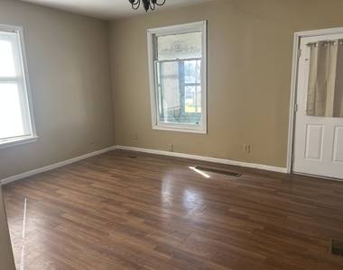 2209 1st Street - Photo Thumbnail 1