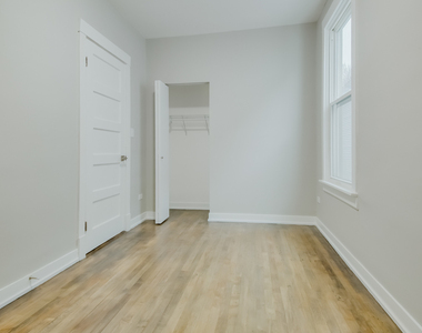 2842 N Avers Avenue - Photo Thumbnail 14