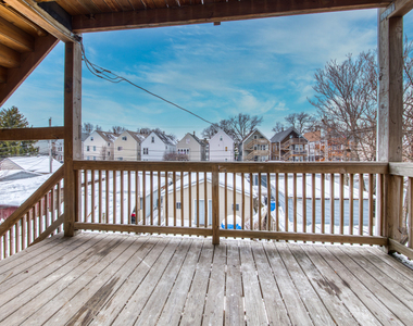 2842 N Avers Avenue - Photo Thumbnail 17