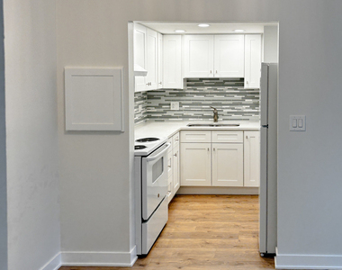 444 S Spring Road - Photo Thumbnail 3