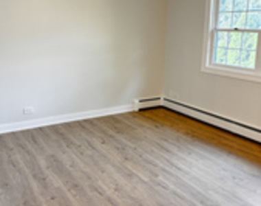444 S Spring Road - Photo Thumbnail 2