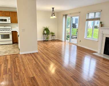 2117 Orchard Lane - Photo Thumbnail 7