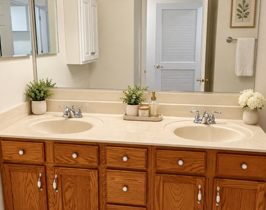 2117 Orchard Lane - Photo Thumbnail 11