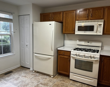 2117 Orchard Lane - Photo Thumbnail 3