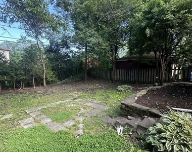 18549 Dundee Avenue - Photo Thumbnail 2