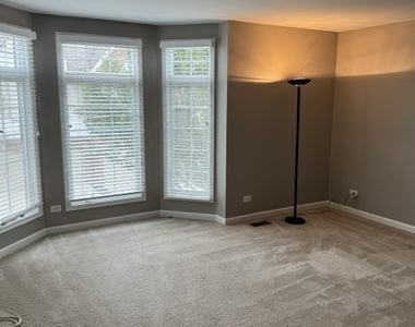140 Roundtree Court - Photo Thumbnail 9