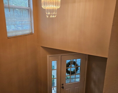1053 Rockport Drive - Photo Thumbnail 1