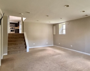 700 Woodbine Lane - Photo Thumbnail 11