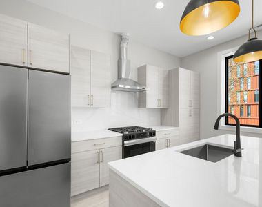 1331 W Taylor Street - Photo Thumbnail 17