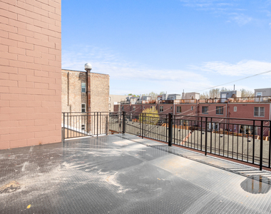 1331 W Taylor Street - Photo Thumbnail 12