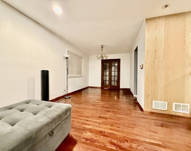 102 Adair Court - Photo Thumbnail 3