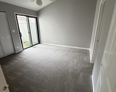 1009 Pheasant Run Lane - Photo Thumbnail 10