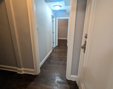 1020 W 68th Street - Photo Thumbnail 3