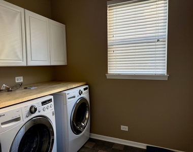 3183 Davey Court - Photo Thumbnail 15