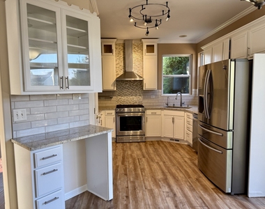 3183 Davey Court - Photo Thumbnail 5