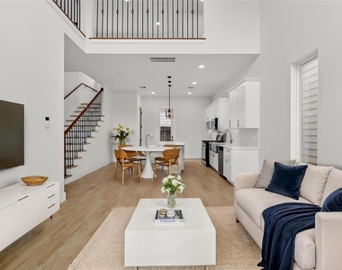 1071 Ferguson Way - Photo Thumbnail 15