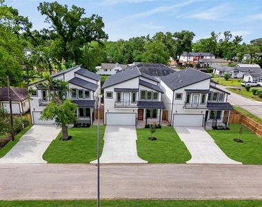 1071 Ferguson Way - Photo Thumbnail 8
