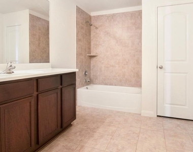 22622 Cloverland Field Drive - Photo Thumbnail 13