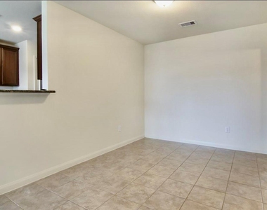22622 Cloverland Field Drive - Photo Thumbnail 3