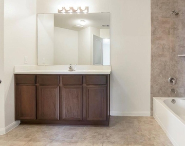 22622 Cloverland Field Drive - Photo Thumbnail 12