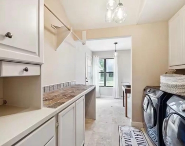 14111 Decker Drive - Photo Thumbnail 28
