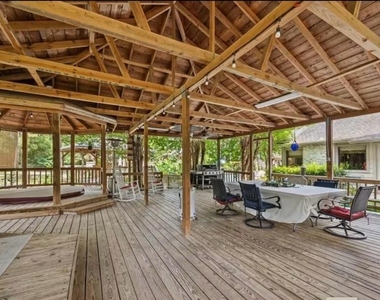 14111 Decker Drive - Photo Thumbnail 40