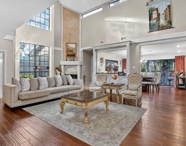 14111 Decker Drive - Photo Thumbnail 6