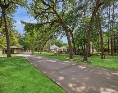 14111 Decker Drive - Photo Thumbnail 2