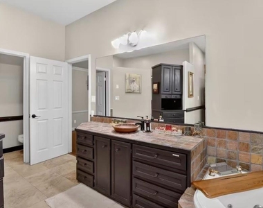 14111 Decker Drive - Photo Thumbnail 22
