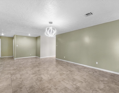 4318 Ponca Street - Photo Thumbnail 5