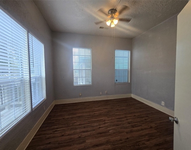 3523 Winnie Street - Photo Thumbnail 10