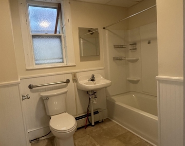 7 South Union - Photo Thumbnail 10