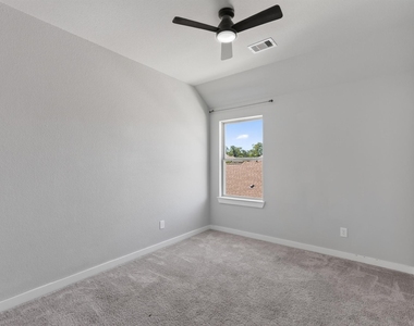 706 Santa Elena Trail - Photo Thumbnail 31
