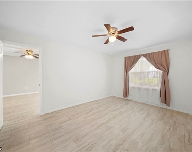 14503 Lakewood Trace Court - Photo Thumbnail 12