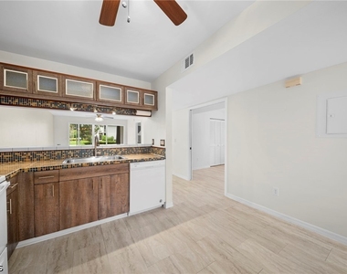 14503 Lakewood Trace Court - Photo Thumbnail 4