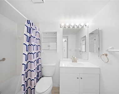 14503 Lakewood Trace Court - Photo Thumbnail 19