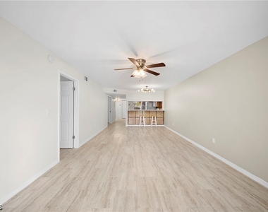 14503 Lakewood Trace Court - Photo Thumbnail 10