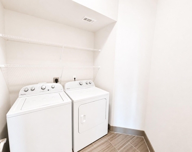 2910 Milam St Street - Photo Thumbnail 11