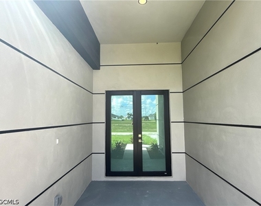 4332 Nw 32nd Street - Photo Thumbnail 2