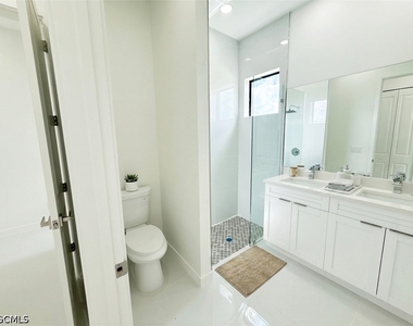 4332 Nw 32nd Street - Photo Thumbnail 44